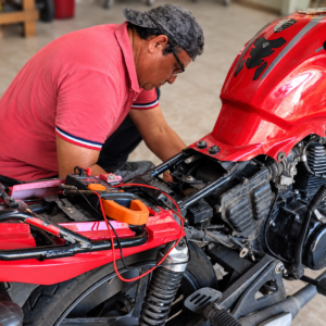 06. Especialidad en Reparación de Motocicletas (sistema eléctrico)